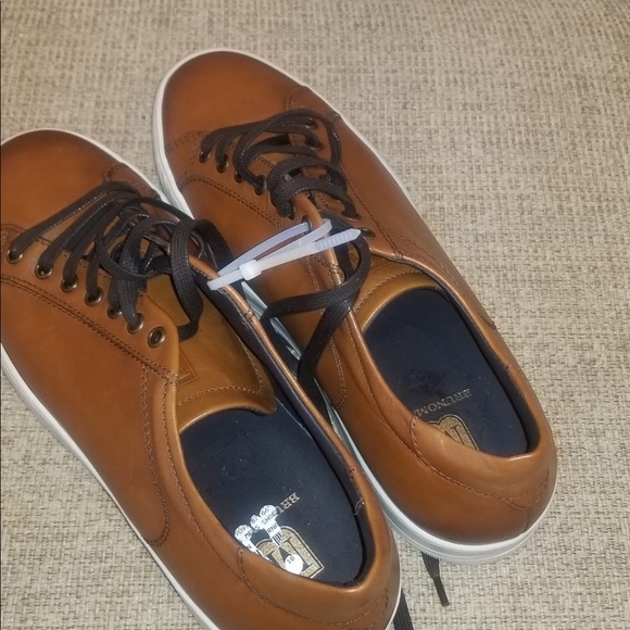 Men shoes - Picture 1 of 6